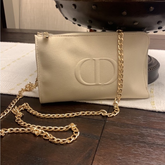 Dior Handbags - ❤️- New poach makeup bag Diors❤️